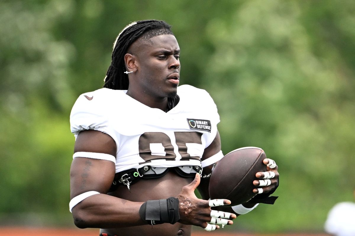 Aug 5, 2024; Cleveland Browns tight end David Njoku (85) during practice at the Browns training facility in Berea, Ohio. Mandatory Credit: Bob Donnan-Imagn Images