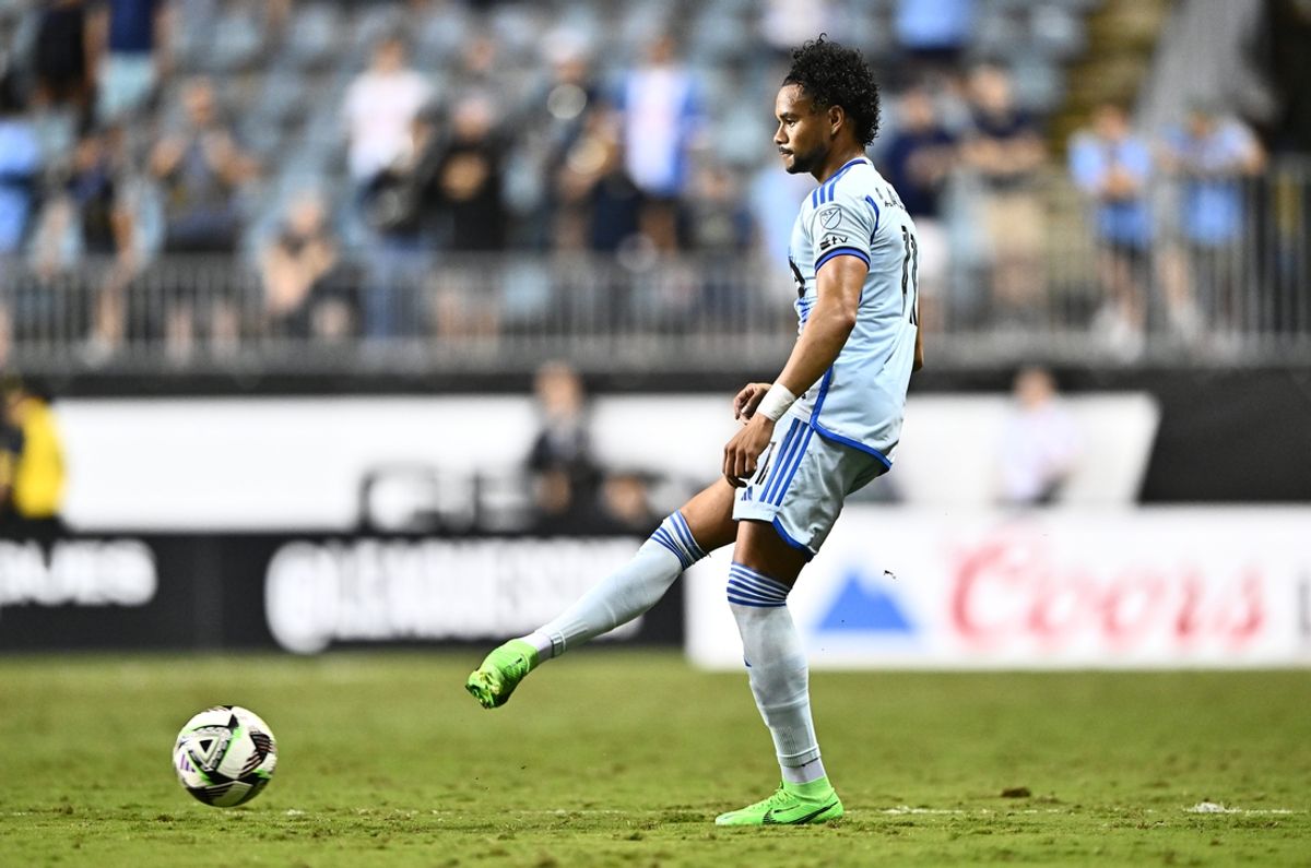 Aug 9, 2024; Philadelphia, Pennsylvania, USA; CF Montreal forward Ariel Lassiter (11) passes the ball against the Philadelphia Union in the second half at Subaru Park. Mandatory Credit: Kyle Ross-USA TODAY Sports