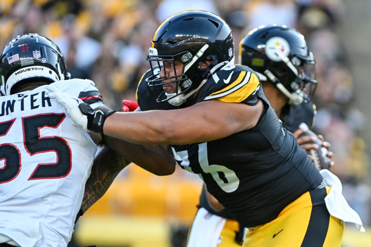 Aug 9, 2024; Pittsburgh, Pennsylvania, USA;  Pittsburgh Steelers offensive tackle Troy Fautanu (76) blocks Houston Texans defensive end Danielle Hunter (55) during the first quarter at Acrisure Stadium. Mandatory Credit: Barry Reeger-Imagn Images