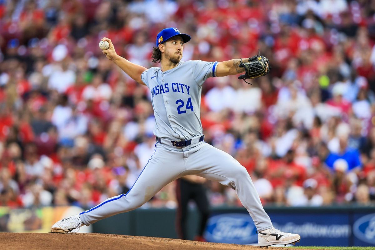 Aug 16, 2024; Cincinnati, Ohio, USA; Kansas City Royals starting pitcher Michael Lorenzen (24) pitches against the Cincinnati Reds in the first inning at Great American Ball Park. Mandatory Credit: Katie Stratman-USA TODAY Sports