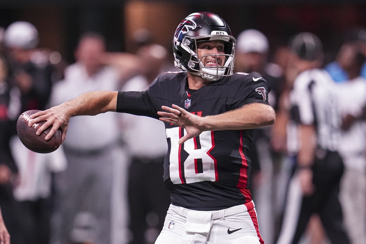 Aug 23, 2024; Atlanta, Georgia, USA; Atlanta Falcons quarterback Kirk Cousins (18) warms up on the field before the game against the Jacksonville Jaguars at Mercedes-Benz Stadium. Mandatory Credit: Dale Zanine-USA TODAY Sports