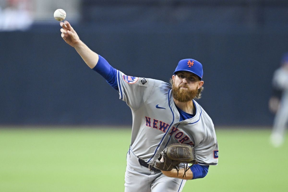Aug 23, 2024; San Diego, California, USA; New York Mets starting pitcher Paul Blackburn (58) pitches during the first inning against the San Diego Padres at Petco Park. Mandatory Credit: Denis Poroy-Imagn Images