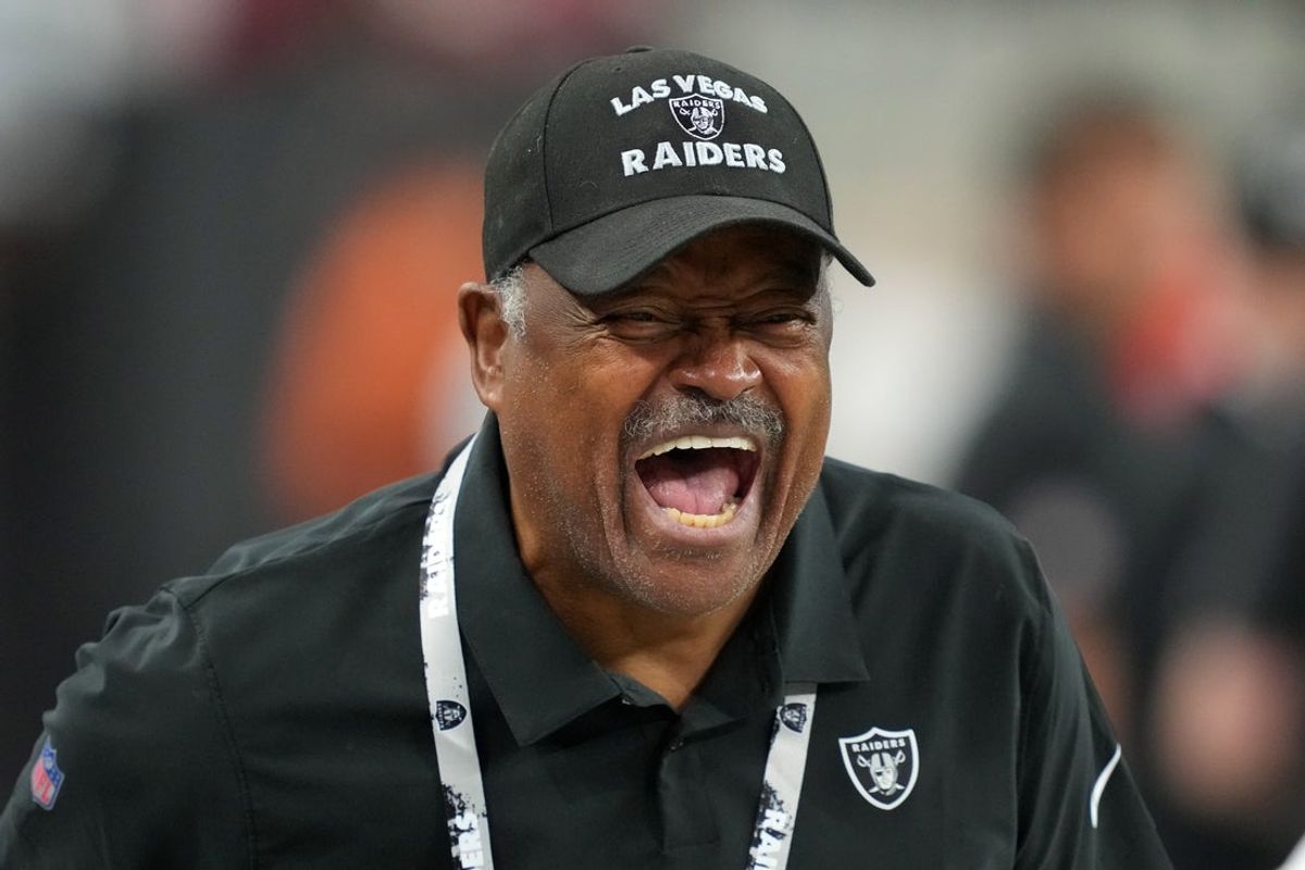 Aug 23, 2024; Paradise, Nevada, USA; George Atkinson reacts during the game between the San Francisco 49ers and the Las Vegas Raiders at Allegiant Stadium. Mandatory Credit: Kirby Lee-Imagn Images