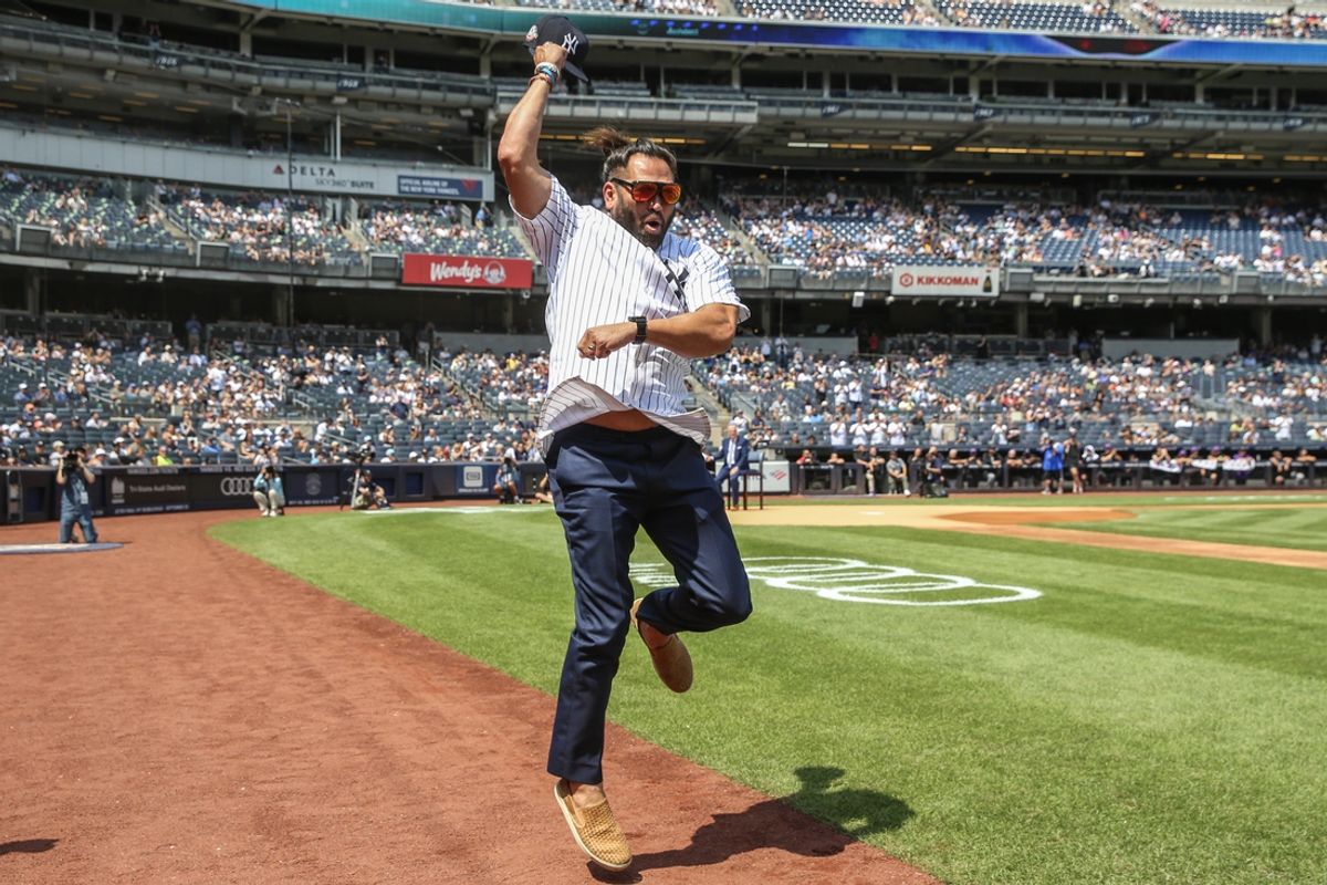 Infamously shaggy in his days with the Boston Red Sox, former New York Yankees outfielder Johnny Damon had to go clean shaving to play in pinstripes. Mandatory Credit: Wendell Cruz-Imagn Images