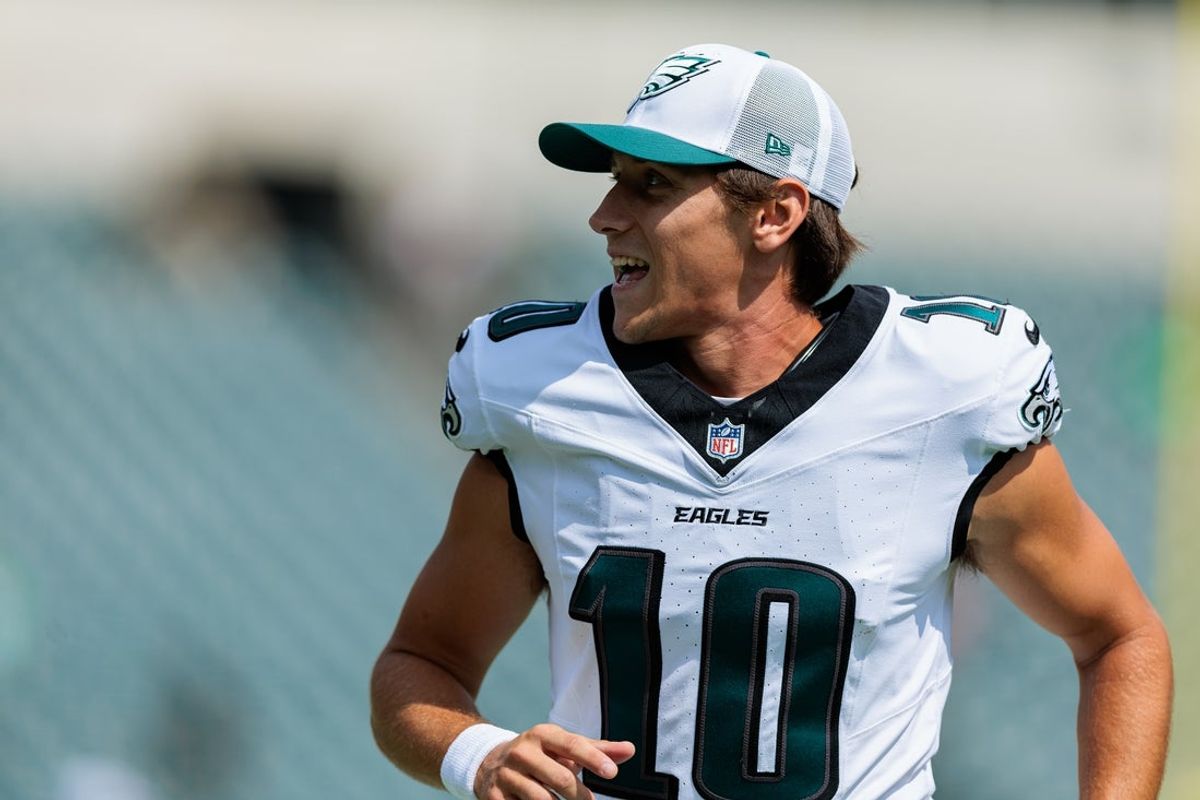 Aug 24, 2024; Philadelphia, Pennsylvania, USA; Philadelphia Eagles punter Braden Mann (10) warms up before the game against the Minnesota Vikings at Lincoln Financial Field. Mandatory Credit: Caean Couto-Imagn Images