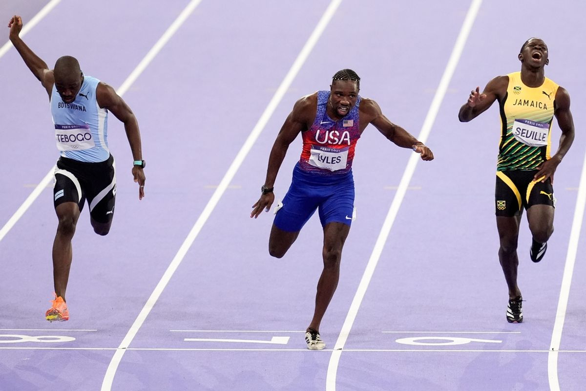 Noah Lyles (USA) wins the men’s 100m final during the Paris 2024 Olympic Summer Games at Stade de France in Saint-Denis, France, Monday, Sunday, Aug. 4, 2024.