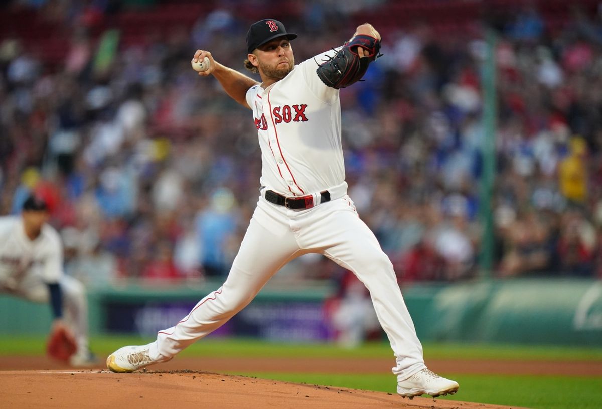 Aug 29, 2024; Boston, Massachusetts, USA; Boston Red Sox starting pitcher Kutter Crawford (50) throws a pitch against the Toronto Blue Jays in the first inning at Fenway Park. Mandatory Credit: David Butler II-Imagn Images