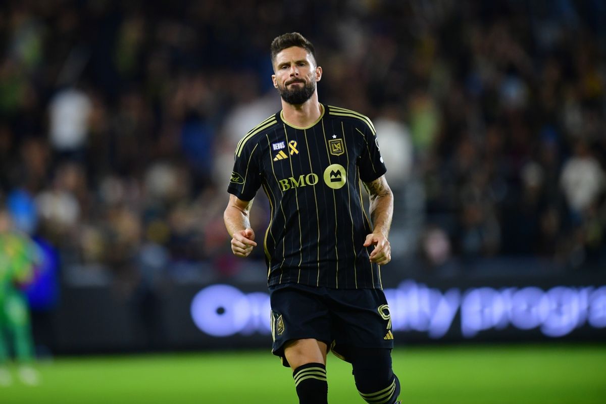 Aug 31, 2024; Los Angeles, California, USA; LAFC forward Olivier Giroud (9) enters the match against Houston Dynamo FC during the second half at BMO Stadium. Mandatory Credit: Gary A. Vasquez-Imagn Images