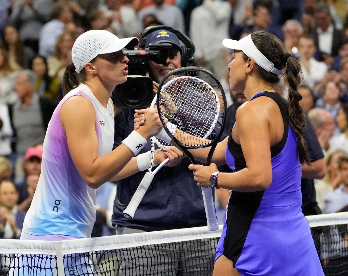 Sept 4 2024; Flushing, NY, USA;    Jessica Pegula (USA) (right) after beating Iga Swiatek (POL) on day ten of the 2024 U.S. Open tennis tournament at USTA Billie Jean King National Tennis Center. Mandatory Credit: Robert Deutsch-Imagn Images