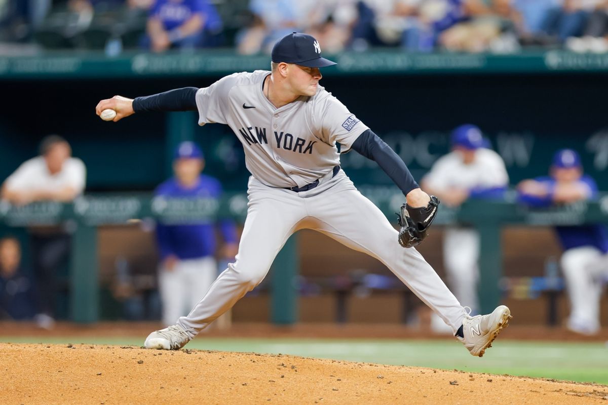 Sep 4, 2024; Arlington, Texas, USA; New York Yankees pitcher Scott Effross (59) comes in to pitch during the fourth inning against the Texas Rangers at Globe Life Field. Mandatory Credit: Andrew Dieb-Imagn Images