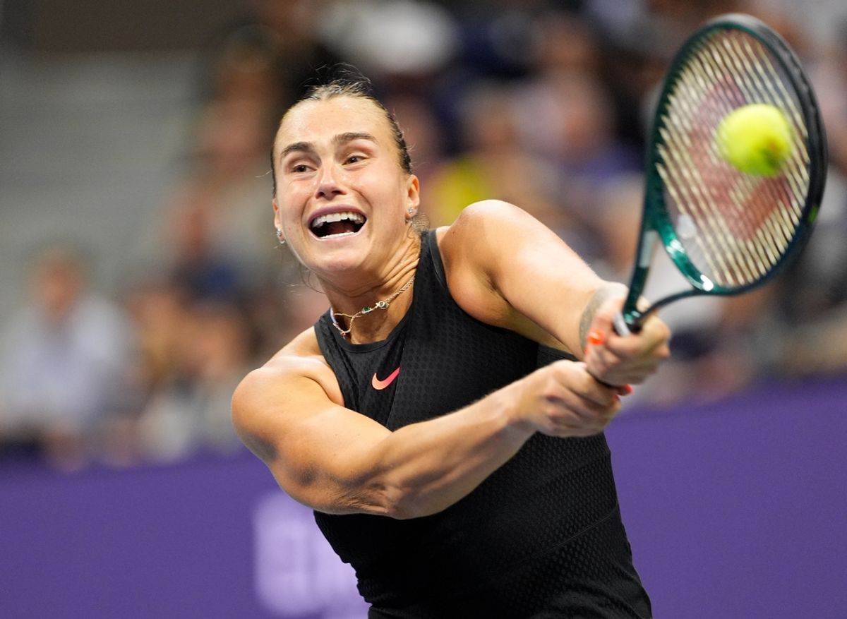 Sept 5 2024; Flushing, NY, USA; Aryna Sabalenka hits to Emma Navarro (USA) on day eleven of the 2024 U.S. Open tennis tournament at USTA Billie Jean King National Tennis Center. Mandatory Credit: Robert Deutsch-Imagn Images