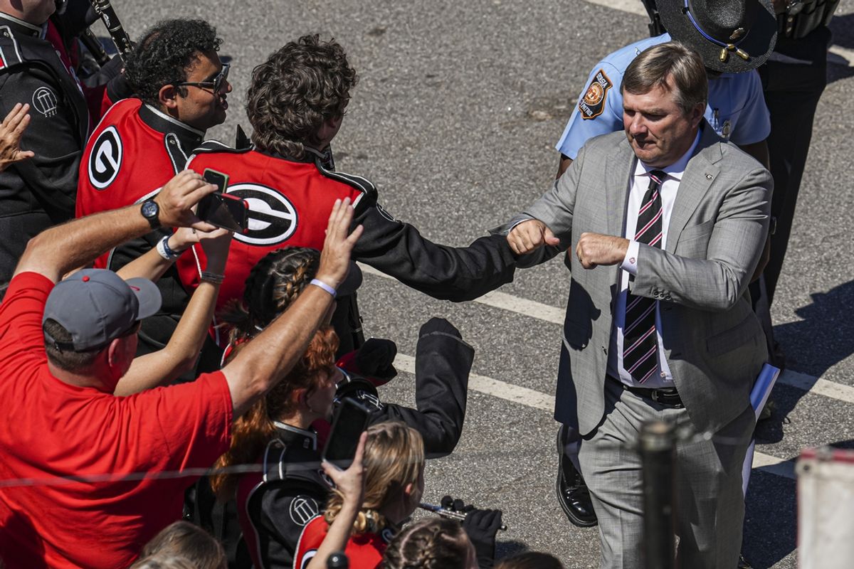 Georgia Bulldogs head coach Kirby Smart leads his two-loss team into unfamiliar territory against Tennessee this week. Mandatory Credit: Dale Zanine-Imagn Images