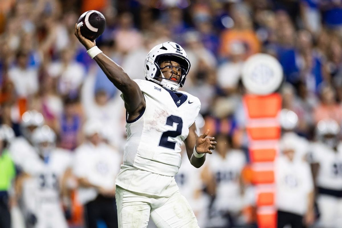 Sep 7, 2024; Gainesville, Florida, USA; Samford Bulldogs quarterback Quincy Crittendon (2) throws the ball against the Florida Gators during the second half at Ben Hill Griffin Stadium. Mandatory Credit: Matt Pendleton-Imagn Images