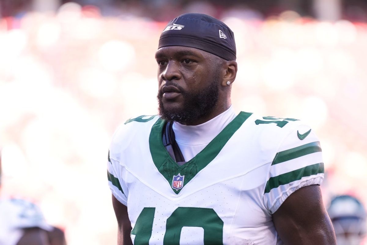 Sep 9, 2024; Santa Clara, California, USA; New York Jets wide receiver Irvin Charles (19) before the game against the San Francisco 49ers at Levi's Stadium. Mandatory Credit: Darren Yamashita-Imagn Images