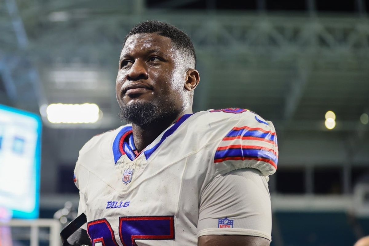 Sep 12, 2024; Miami Gardens, Florida, USA; Buffalo Bills tight end Quintin Morris (85) looks on after the game against the Miami Dolphins at Hard Rock Stadium. Mandatory Credit: Sam Navarro-Imagn Images