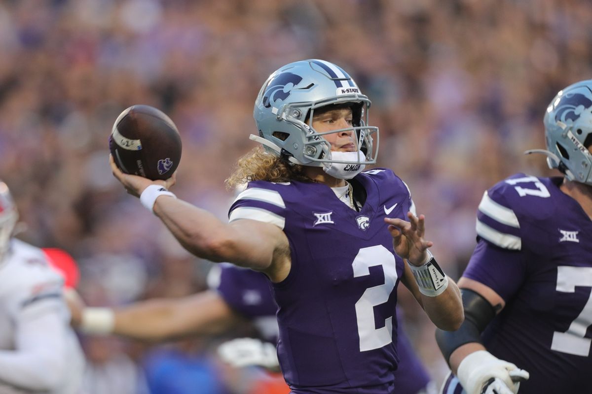 Kansas State Wildcats quarterback Avery Johnson (2) throws a pass during the first quarter of the game against Arizona at Bill Snyder Family Stadium Friday, September 13, 2024.