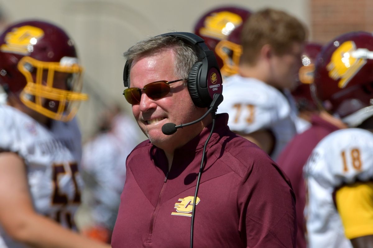 Sep 14, 2024; Champaign, Illinois, USA;  Central Michigan Chippewas head coach Jim McElwain during the second half against the Illinois Fighting Illini at Memorial Stadium. Mandatory Credit: Ron Johnson-Imagn Images