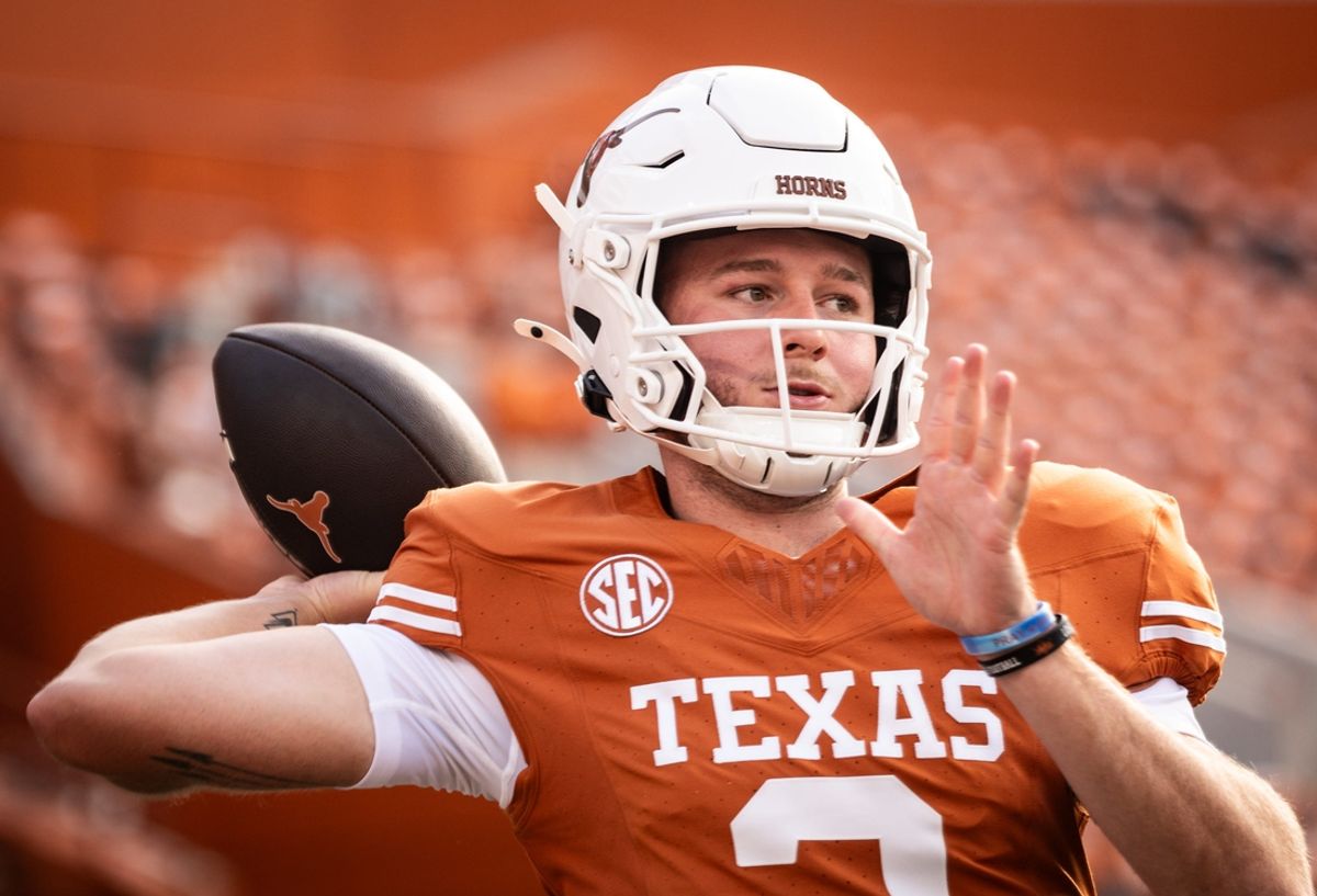 Texas Longhorns quarterback Quinn Ewers (3) warms up ahead of the Longhorns' game against the UTSA Roadrunners at Darrell K RoyalÐTexas Memorial Stadium, Saturday, Sept. 14, 2024.