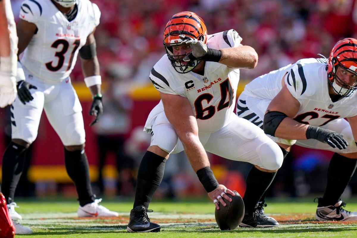Cincinnati Bengals center Ted Karras (64) calls out the defense in the second quarter of the NFL Week 2 game between the Kansas City Chiefs and the Cincinnati Bengals at Arrowhead Stadium in Kansas City on Sunday, Sept. 15, 2024. The Bengals led 16-10 at halftime.