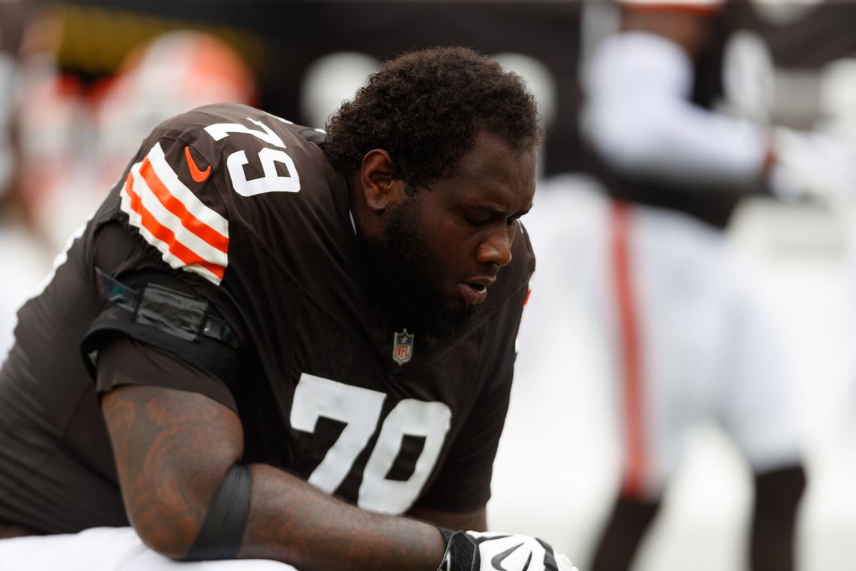 Sep 15, 2024; Jacksonville, Florida, USA; Cleveland Browns offensive tackle Dawand Jones (79) before the game against the Jacksonville Jaguars at EverBank Stadium. Mandatory Credit: Morgan Tencza-Imagn Images