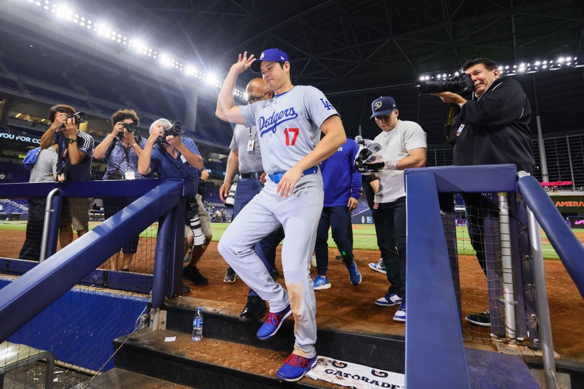 Sep 19, 2024; Miami, Florida, USA; Los Angeles Dodgers designated hitter Shohei Ohtani (17) waves toward the fans after the game against the Miami Marlins at loanDepot Park. Mandatory Credit: Sam Navarro-Imagn Images