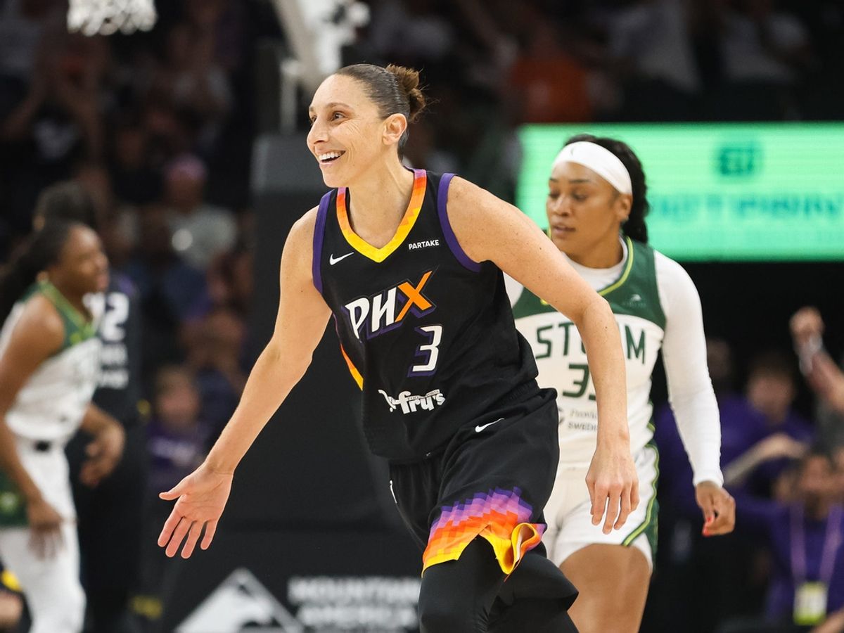 Phoenix Mercury guard Diana Taurasi (3) smiles after hitting a three-pointer on Sept. 19, 2024 at Footprint Center in Phoenix.