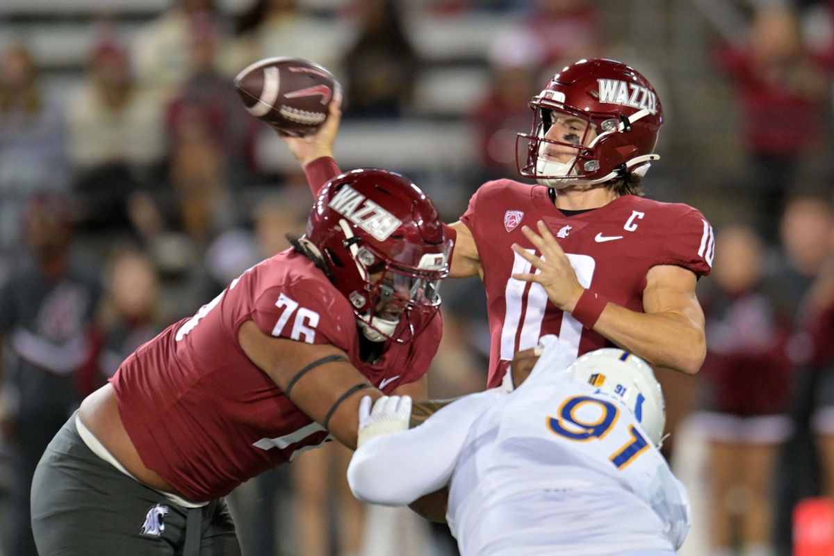 Sep 20, 2024; Pullman, Washington, USA; Washington State Cougars quarterback John Mateer (10) throws against the San Jose State Spartans in the first half at Gesa Field at Martin Stadium. Mandatory Credit: James Snook-Imagn Images