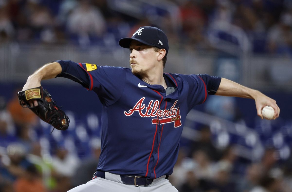 Sep 21, 2024; Miami, Florida, USA; Atlanta Braves starting pitcher Max Fried (54) throws against the Miami Marlins in the second inning at loanDepot Park. Mandatory Credit: Rhona Wise-Imagn Images