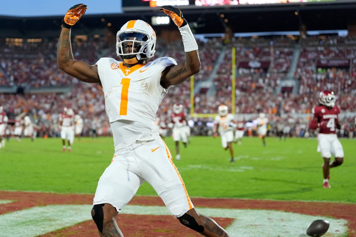 Tennessee Volunteers wide receiver Dont'e Thornton Jr. (1) celebrates after scoring a touchdown during a college football game between the University of Oklahoma Sooners (OU) and the Tennessee Volunteers at Gaylord Family - Oklahoma Memorial Stadium in Norman, Okla., Saturday, Sept. 21, 2024.