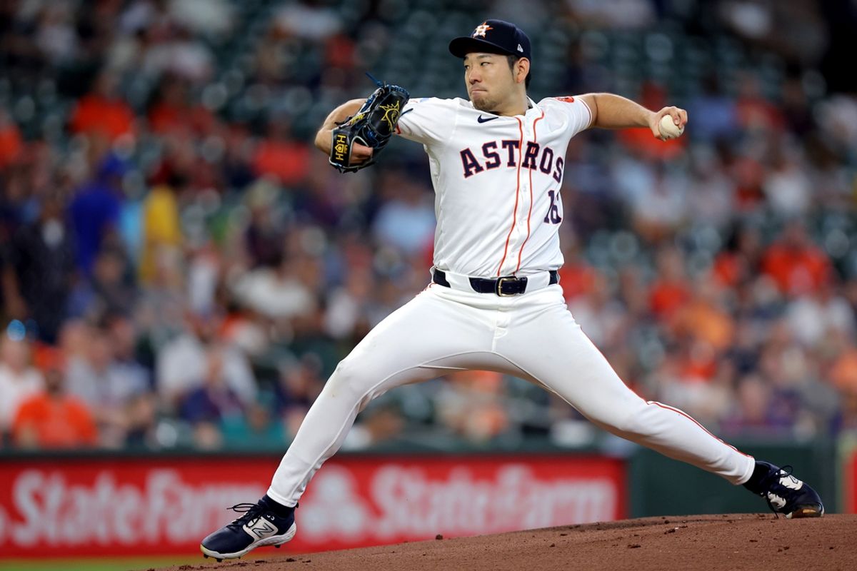 Sep 25, 2024; Houston, Texas, USA; Houston Astros starting pitcher Yusei Kikuchi (16) delivers a pitch against the Seattle Mariners during the first inning at Minute Maid Park. Mandatory Credit: Erik Williams-Imagn Images