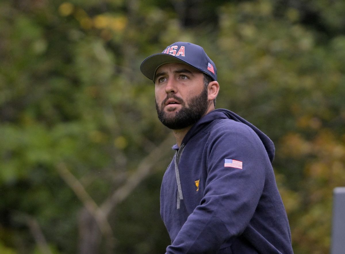 Sep 28, 2024; Ile Bizard, Quebec, CAN; Scottie Scheffler of team U.S.A. tees off on the fourth hole during the third round of The Presidents Cup golf tournament. Mandatory Credit: Eric Bolte-Imagn Images
