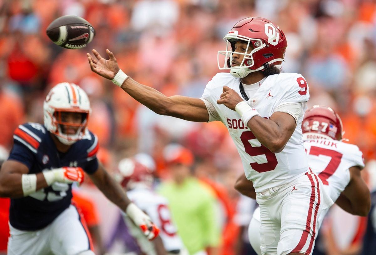 Oklahoma Sooners quarterback Michael Hawkins Jr. (9) throws the ball as Auburn Tigers take on Oklahoma Sooners at Jordan-Hare Stadium in Auburn, Ala., on Saturday, Sept. 28, 2024.
