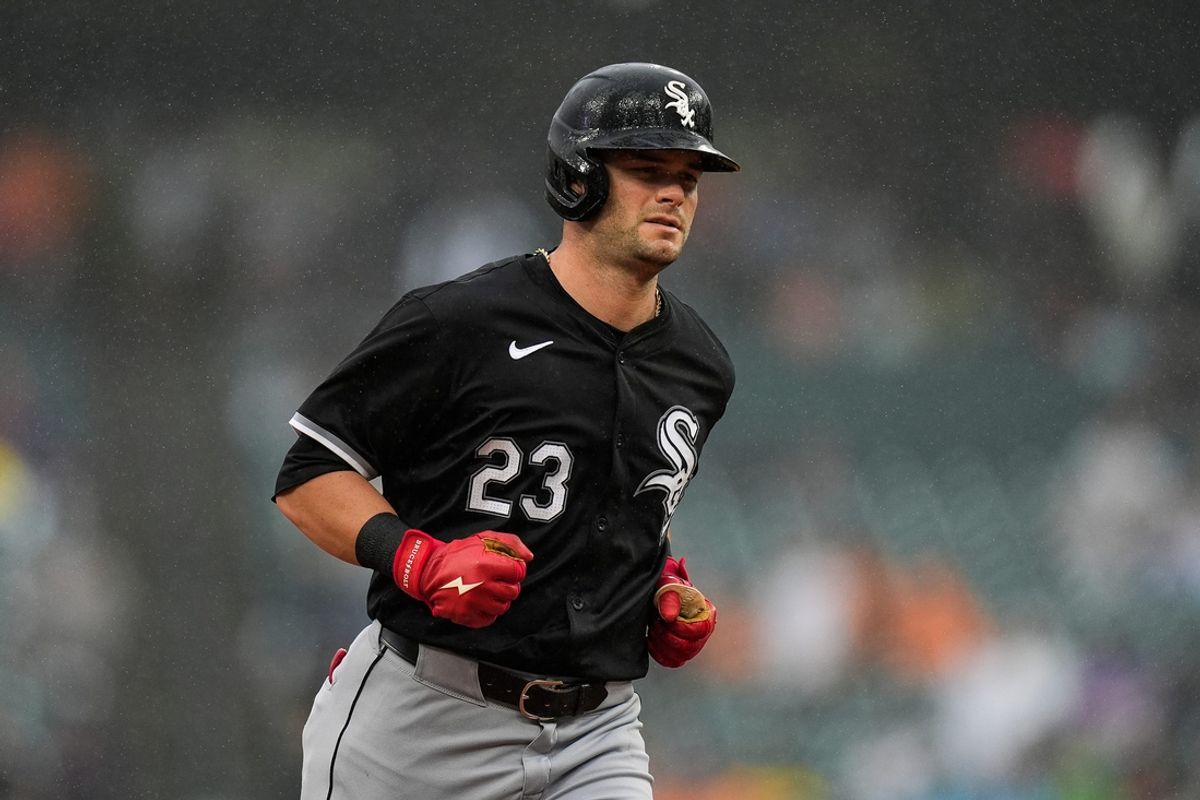 Chicago White Sox left fielder Andrew Benintendi (23) circles the bases after hitting a 2-run home run against Detroit Tigers during the eighth inning at Comerica Park in Detroit on Saturday, Sept. 28, 2024.