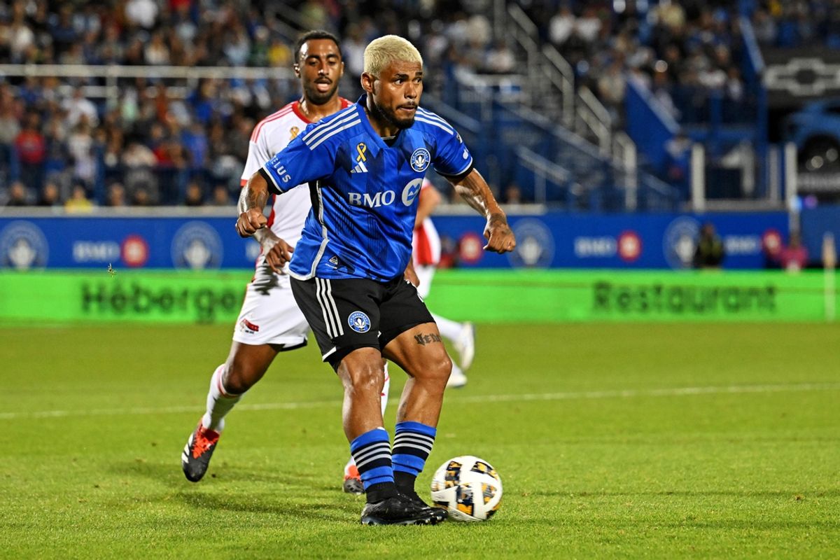 Sep 28, 2024; Montreal, Quebec, CAN; CF Montreal forward Josef Martinez (17) kkicks the ball against the San Jose Earthquakes during the first half at Stade Saputo. Mandatory Credit: David Kirouac-Imagn Images