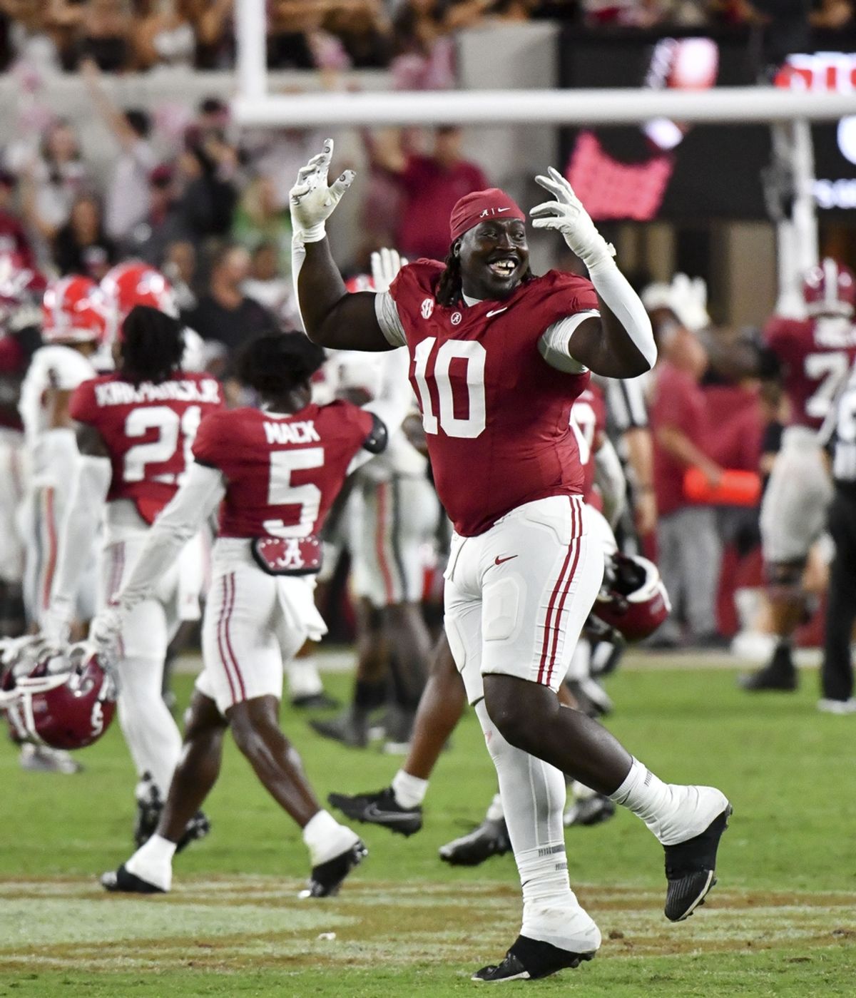 Sep 28, 2024; Tuscaloosa, Alabama, USA;  Alabama Crimson Tide defensive lineman Jehiem Oatis (10) celebrates after defeating the Georgia Bulldogs. Mandatory Credit: Gary Cosby Jr.-Imagn Images