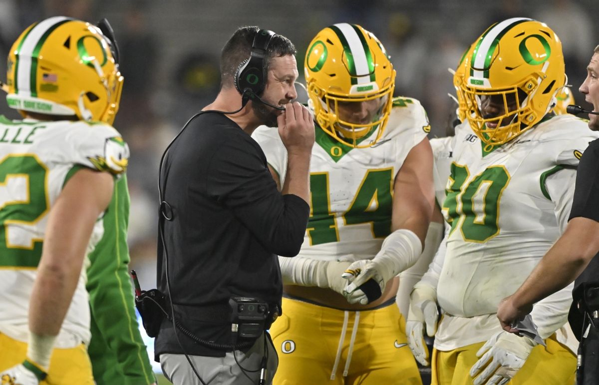 Oregon Ducks head coach Dan Lanning is all smiles during the fourth quarter against the UCLA Bruins at Rose Bowl. Mandatory Credit: Robert Hanashiro-Imagn Images
