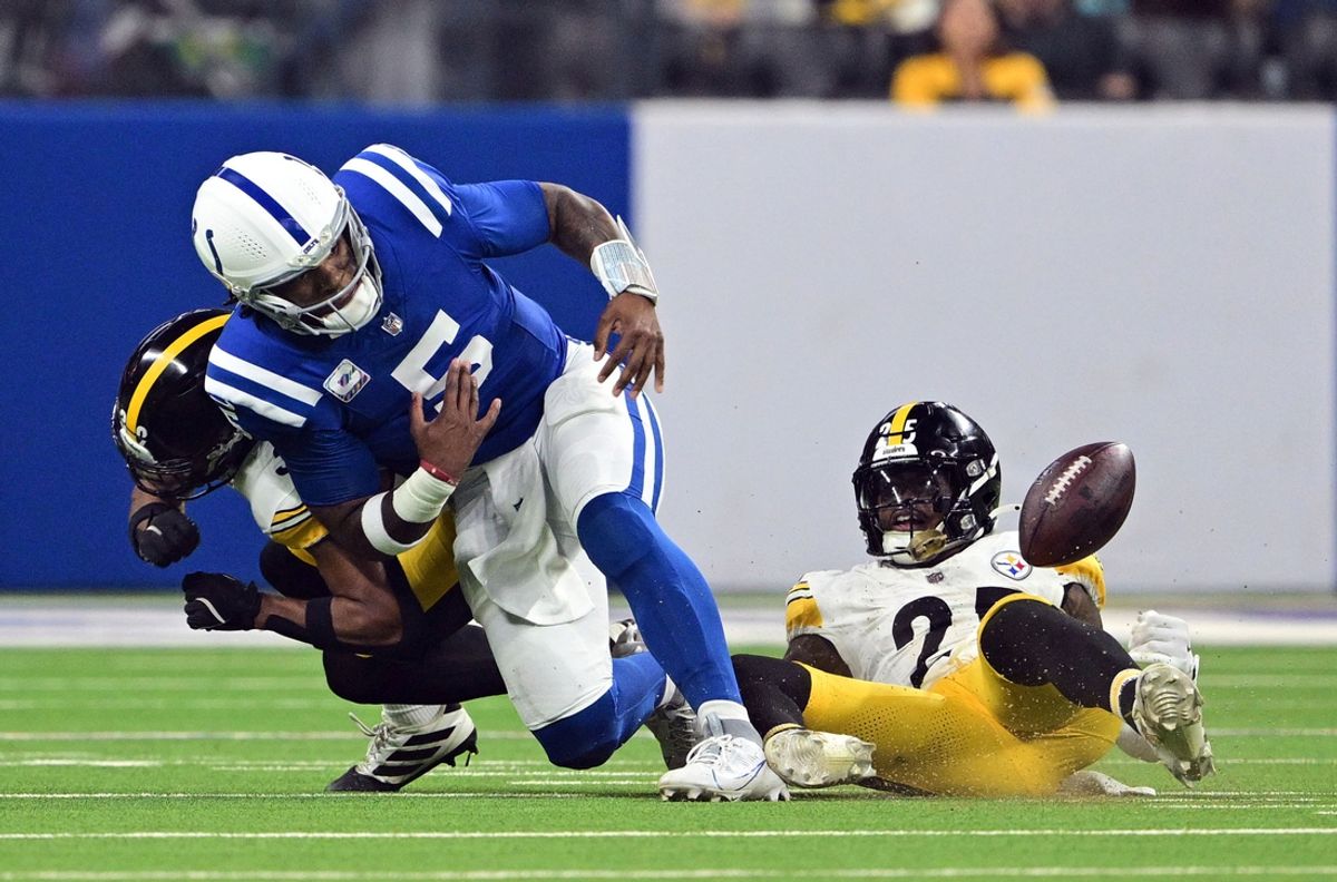 Sep 29, 2024; Indianapolis, Indiana, USA; ndianapolis Colts quarterback Anthony Richardson (5) is hit by Pittsburgh Steelers safety Minkah Fitzpatrick (39) knocking the ball loose during the first quarter at Lucas Oil Stadium. Mandatory Credit: Marc Lebryk-Imagn Images