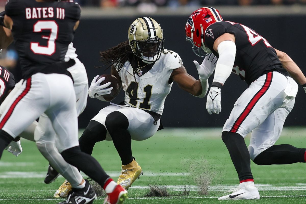 Sep 29, 2024; Atlanta, Georgia, USA; New Orleans Saints running back Alvin Kamara (41) runs the ball against the Atlanta Falcons in the second quarter at Mercedes-Benz Stadium. Mandatory Credit: Brett Davis-Imagn Images