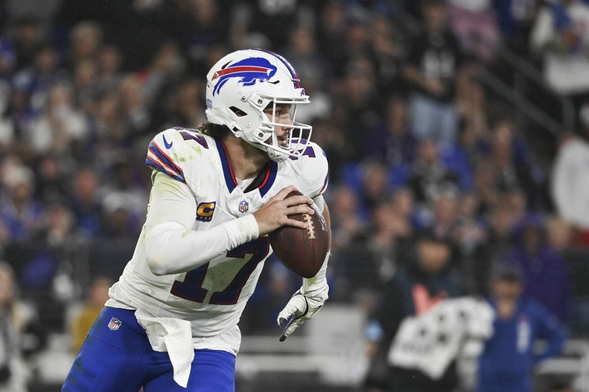 Sep 29, 2024; Baltimore, Maryland, USA;  Buffalo Bills quarterback Josh Allen (17) rolls out to pass during the second half against the Baltimore Ravens at M&T Bank Stadium. Mandatory Credit: Tommy Gilligan-Imagn Images