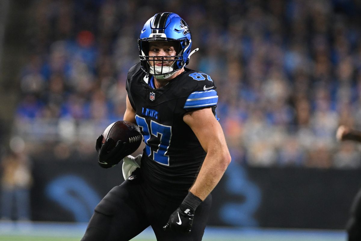 Sep 30, 2024; Detroit, Michigan, USA;  Detroit Lions tight end Sam LaPorta (87) runs upfield after catching a pass against the Seattle Seahawks in the second quarter at Ford Field. Mandatory Credit: Lon Horwedel-Imagn Images