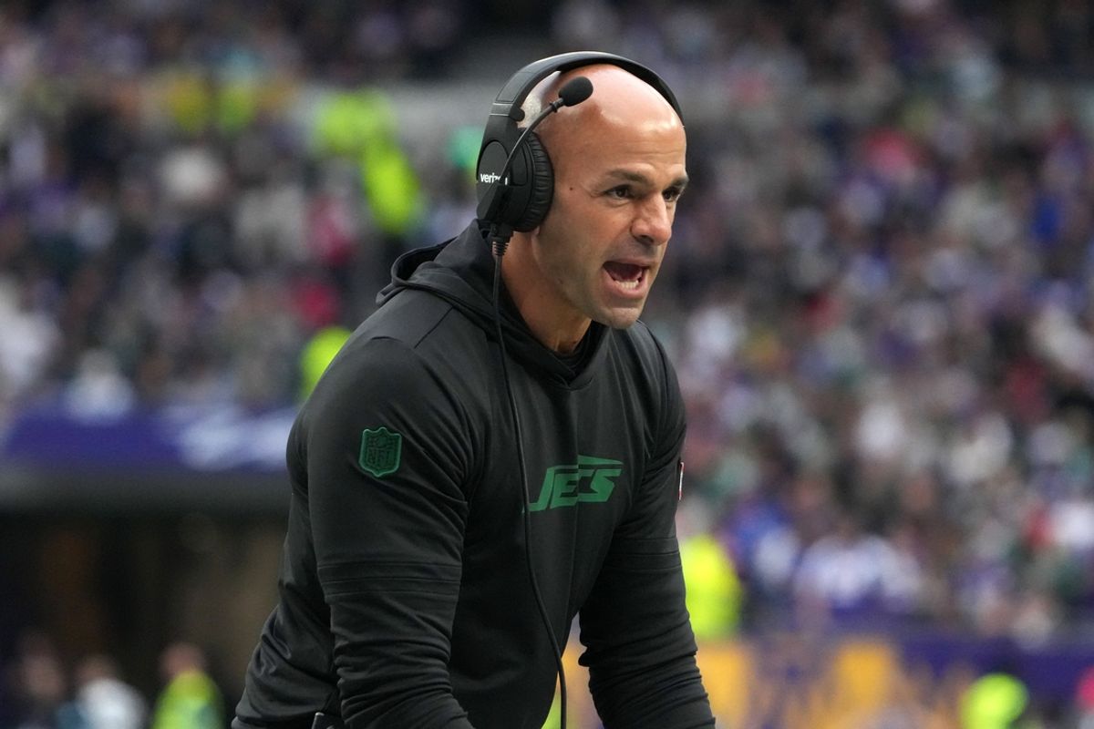 Oct 6, 2024; London, United Kingdom; New York Jets coach Robert Saleh reacts against the Minnesota Vikings in the first half at Tottenham Hotspur Stadium. Mandatory Credit: Kirby Lee-Imagn Images
