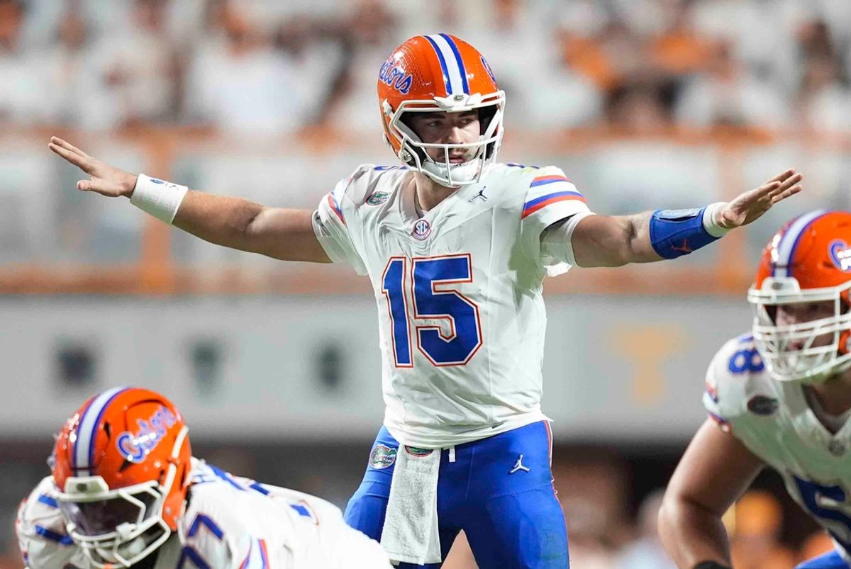 Florida quarterback Graham Mertz (15) during a game between Florida and Tennessee in Neyland Stadium, in Knoxville, Tenn., Saturday, Oct. 12, 2024.