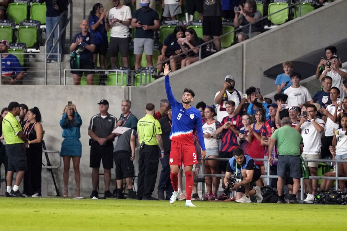 Oct 12, 2024; Austin, Texas, US; U.S. Men’s National Team forward Ricardo Pepi (9) and waives to the crowd after scoring a goal during the second half against Panama at Q2 Stadium. Mandatory Credit: Scott Wachter-Imagn Images