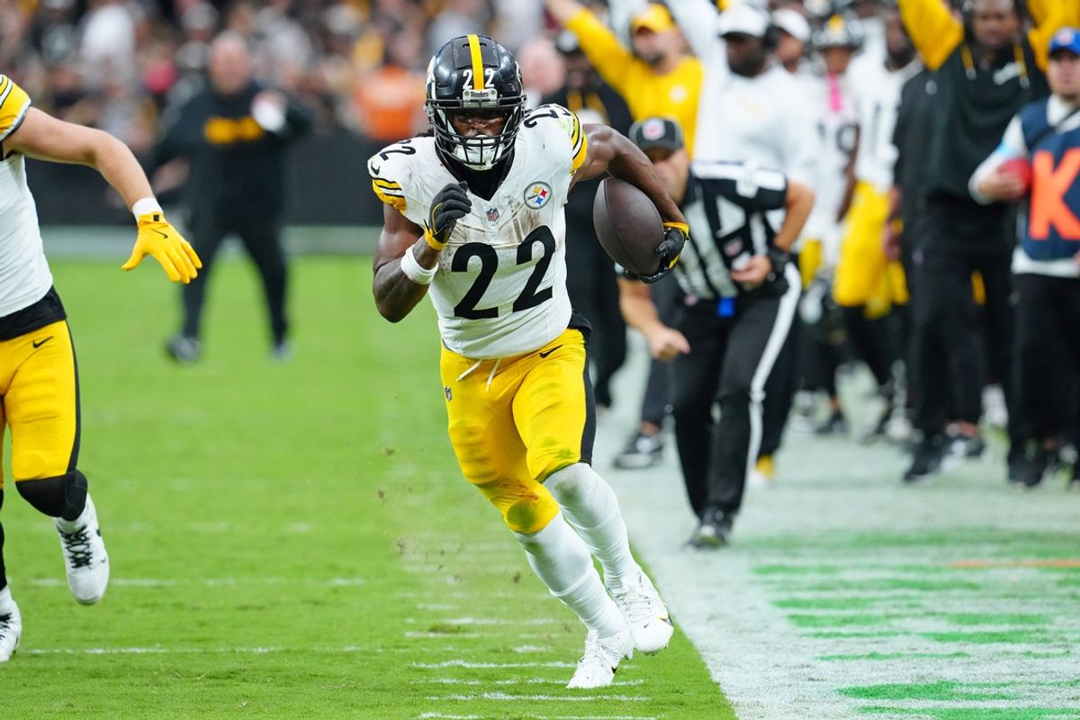 Oct 13, 2024; Paradise, Nevada, USA; Pittsburgh Steelers running back Najee Harris (22) gains yardage down the sidelines against the Las Vegas Raiders during the third quarter at Allegiant Stadium. Mandatory Credit: Stephen R. Sylvanie-Imagn Images