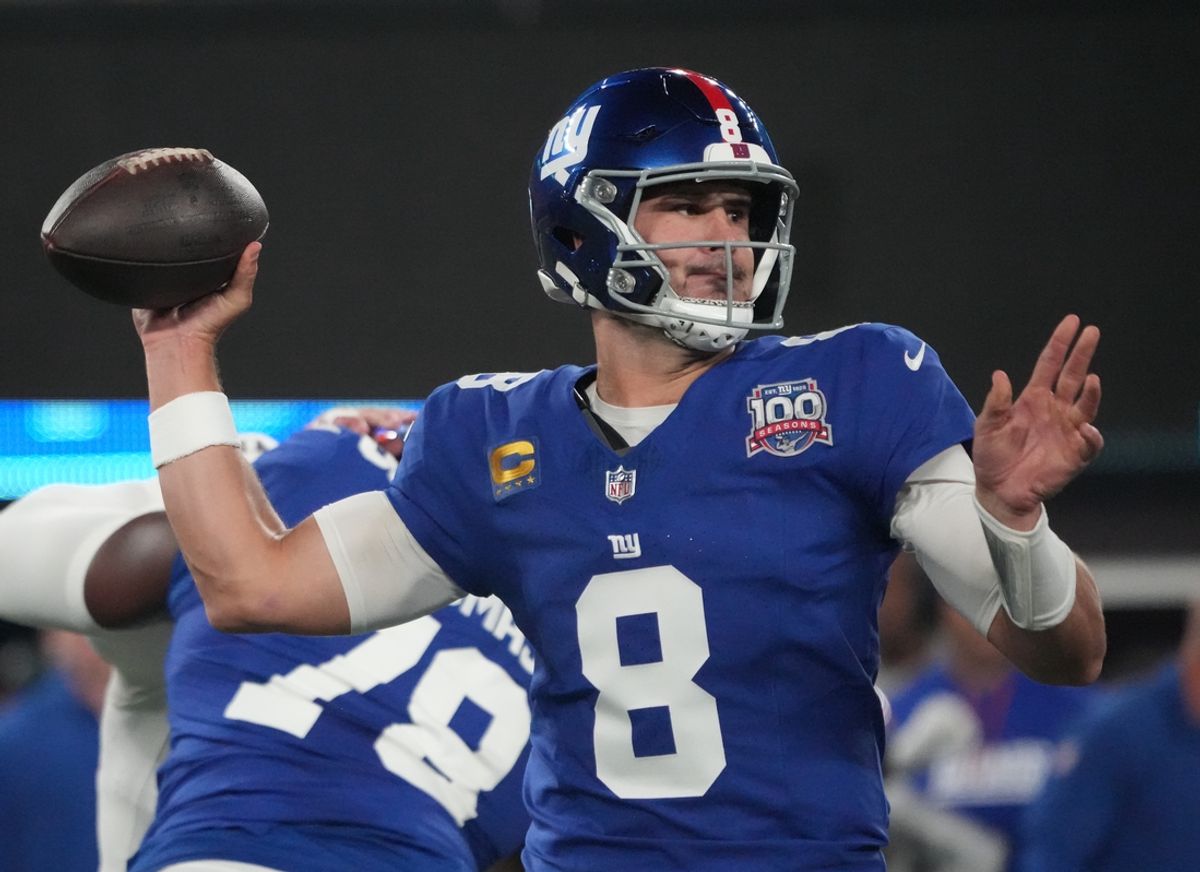 Oct 13, 2024; East Rutherford, New Jersey, USA;  New York Giants quarterback Daniel Jones (8) throwing against the Cincinnati Bengals during the first quarter at MetLife Stadium. Mandatory Credit: Robert Deutsch-Imagn Images