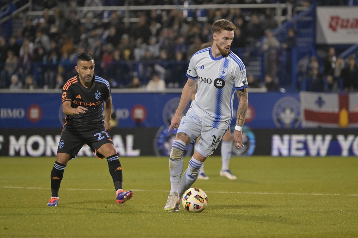 Oct 19, 2024; Montreal, Quebec, CAN; CF Montreal defender Joel Waterman (16) plays the ball in the second half against the New York City FC at Stade Saputo. Mandatory Credit: Eric Bolte-Imagn Images