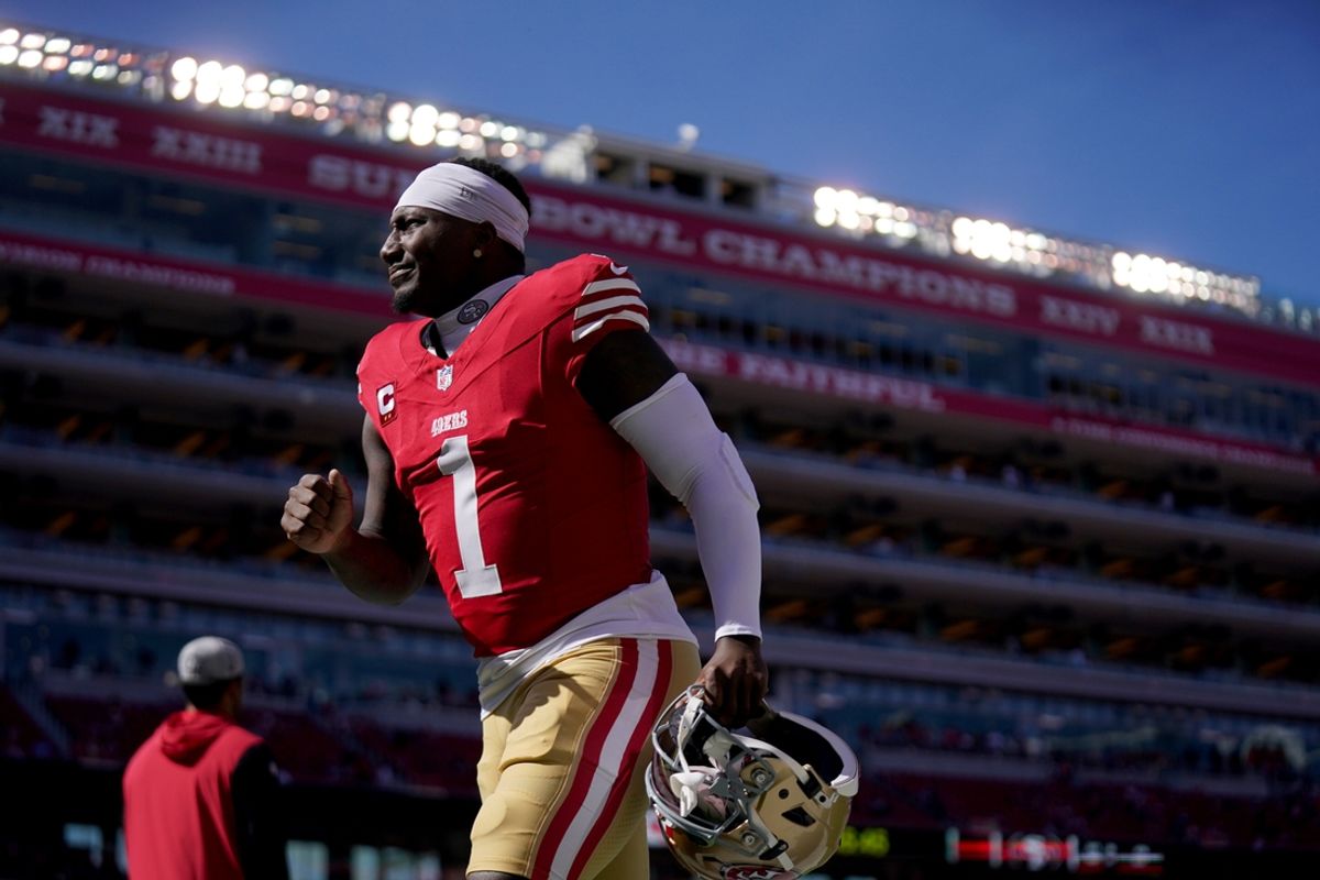 Oct 20, 2024; Santa Clara, California, USA; San Francisco 49ers wide receiver Deebo Samuel Sr. (1) jogs towards the locker room before the start of the game against the Kansas City Chiefs at Levi's Stadium. Mandatory Credit: Cary Edmondson-Imagn Images