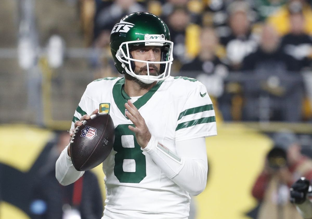 Oct 20, 2024; Pittsburgh, Pennsylvania, USA;  New York Jets quarterback Aaron Rodgers (8) looks to pass against the Pittsburgh Steelers during the first quarter at Acrisure Stadium. Mandatory Credit: Charles LeClaire-Imagn Images