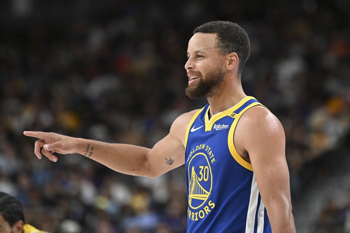 Oct 15, 2024; Las Vegas, Nevada, USA; Golden State Warriors guard Stephen Curry (30) on court against the Los Angeles Lakers in the third quarter during a preseason game at T-Mobile Arena. Mandatory Credit: Candice Ward-Imagn Images