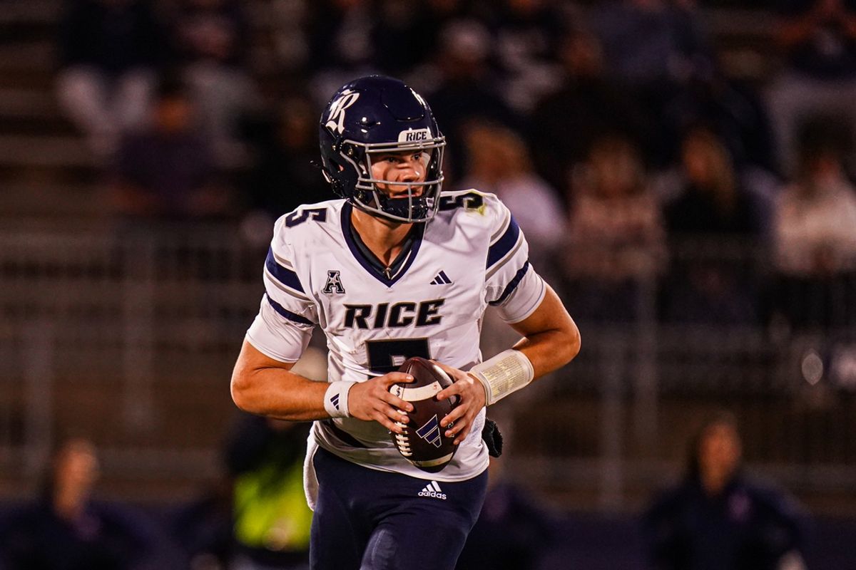 Oct 26, 2024; East Hartford, Connecticut, USA;  Rice Owls quarterback Drew Devillier (5) throws a pass against the Connecticut Huskies in the second half at Rentschler Field at Pratt & Whitney Stadium. Mandatory Credit: David Butler II-Imagn Images